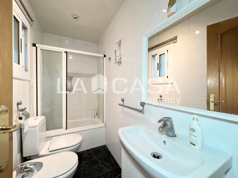 Foto 014f59f9-8903-4d39-ad1f-56d4094df72f. Piso en Llefià Badalona