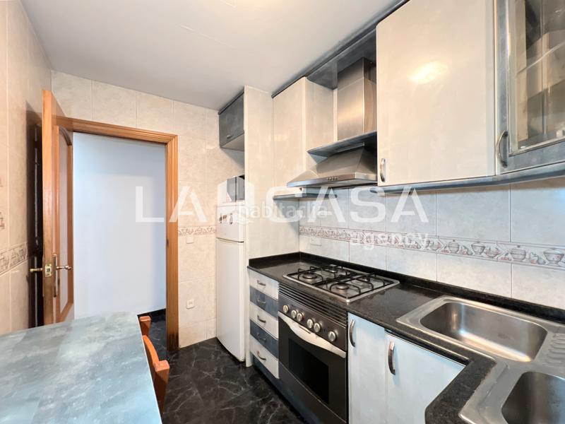 Foto 70d7ce94-6c29-4989-9e44-75e94da3d54d. Piso en Llefià Badalona