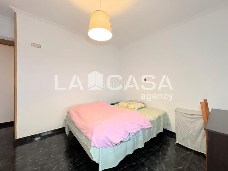 Foto 723aa479-d737-41b1-b6f6-fb16d9905b75. Piso en Llefià Badalona