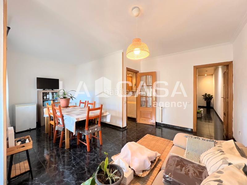 Foto a87def3d-a770-49be-bf99-3e3b1a8a8600. Piso en Llefià Badalona