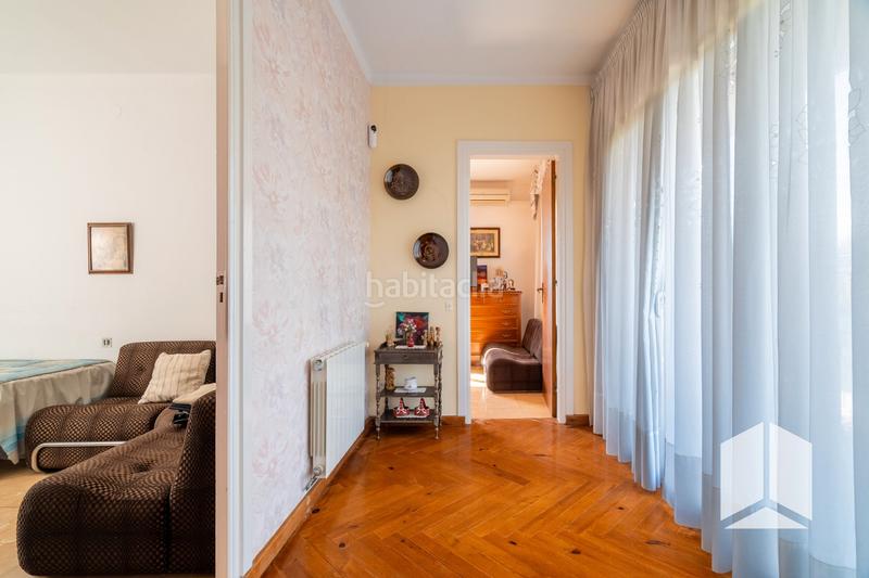 Foto e0efe25d-23b7-40f2-bdbf-ac013b7bb34d. Chalet mit heizung parking pool in Les Botigues Castelldefels