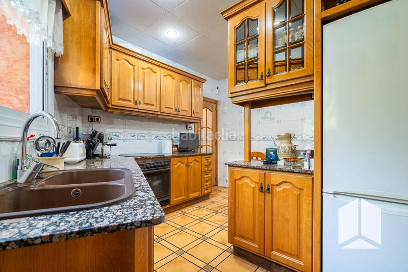 Foto 0d85b767-e80b-47aa-8bce-ed7a3da8b105. Chalet con riscaldamento parcheggio piscina in Les Botigues Castelldefels