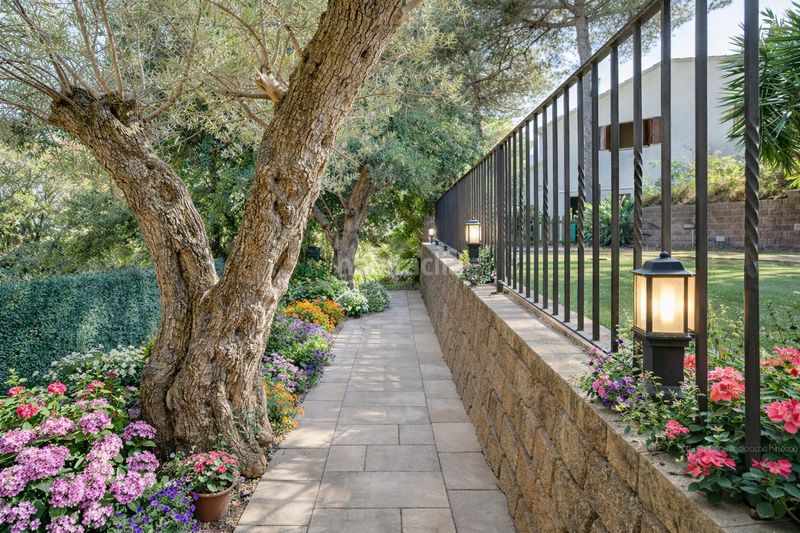 Foto 77ff0ad2-6579-455e-a1bf-fefa821fc17b. Chalet en Cabrils