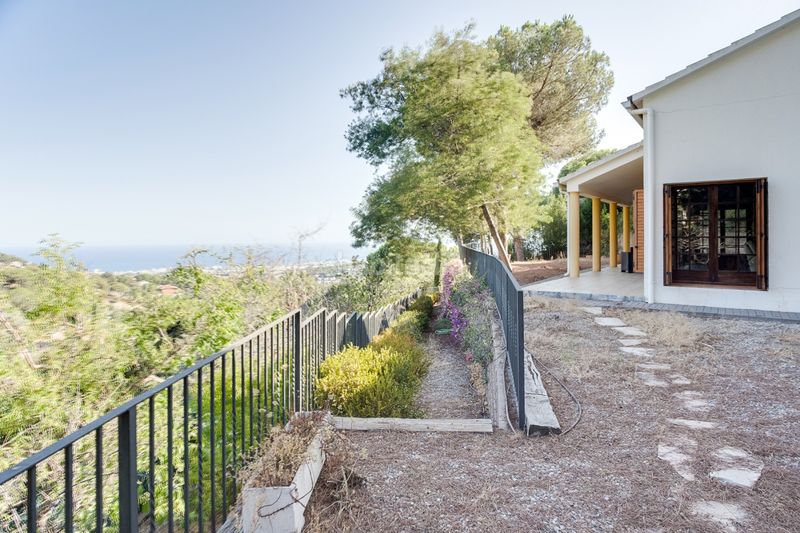 Foto b3d20041-32ec-4b21-8068-6710950e5f5f. Chalet en Cabrils