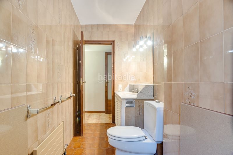 Foto 85512213-1b43-415d-821d-3d3211569b69. Xalet amb calefacció aparcament piscina a Cabrils