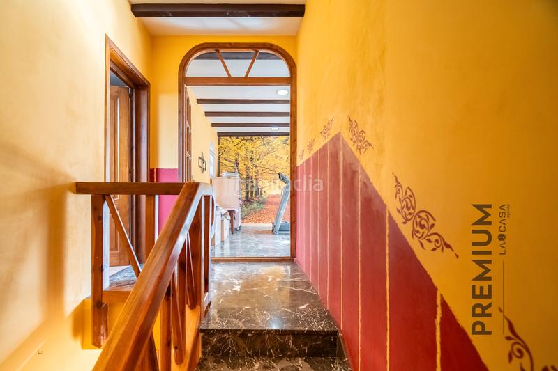 Foto a6c32b62-3f6f-485c-bef9-a0786e884732. Casa amb calefacció aparcament piscina a Begues