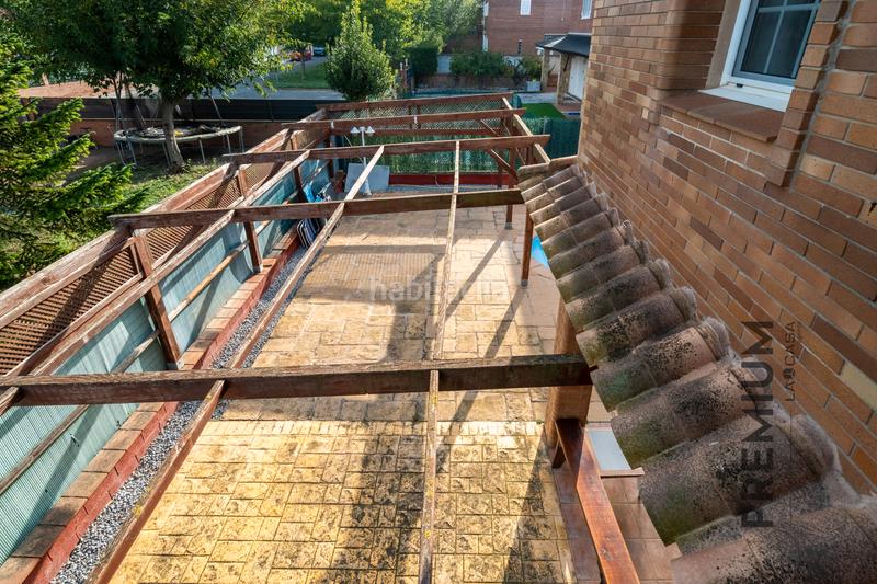 Foto cfac3122-3a7e-47d7-a468-bdcc377c6813. Casa amb calefacció aparcament piscina a Begues