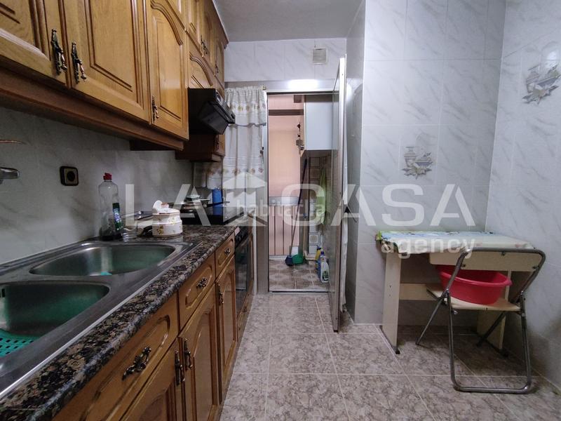 Foto 4a7694c3-d14e-46bf-ab7b-8aa847d1114e. Appartamento con riscaldamento in Centre Santa Coloma de Gramenet