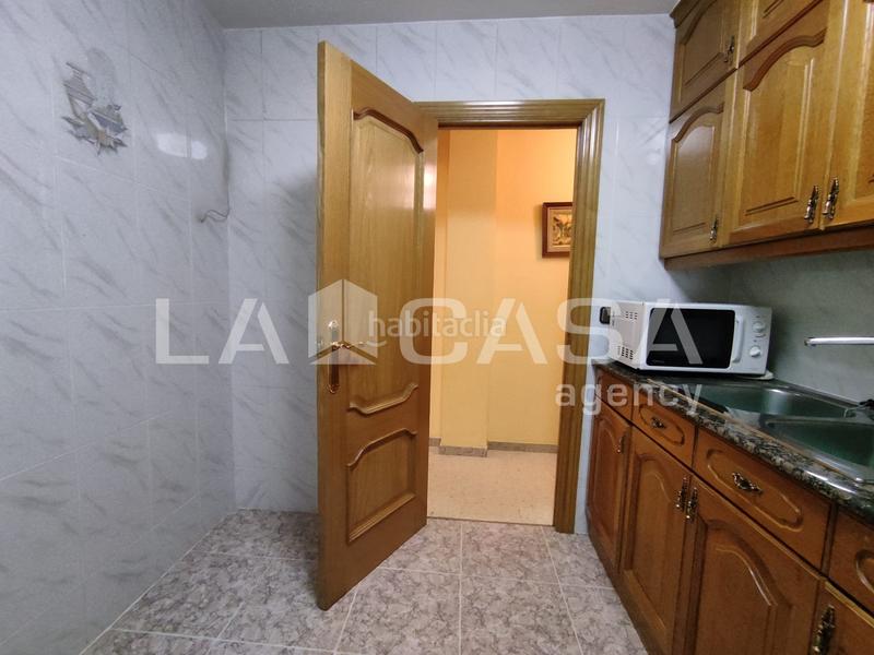 Foto d72164dd-0ac1-4db2-bd83-d8f4cf9d0455. Etagenwohnung mit heizung in Centre Santa Coloma de Gramenet