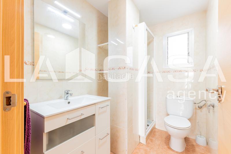 Foto 73624ef3-6075-4b52-8d7c-8a4572dec7c5. Piso en Ciutat Jardí Valencia