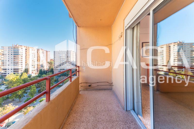 Foto f641186d-07b9-45bc-81f4-d4afb6408037. Piso en Ciutat Jardí Valencia