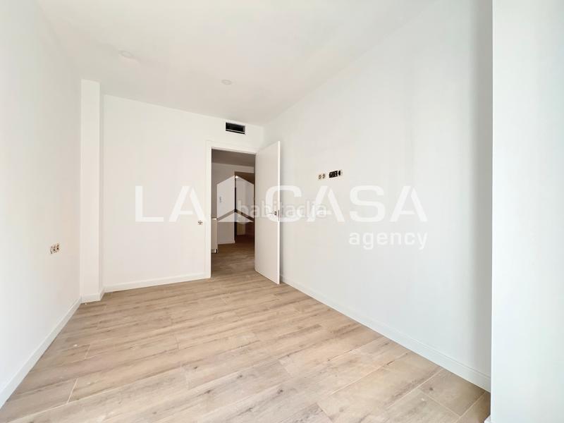 Foto cae1832c-562a-4dd1-bcc3-dab9b6efe1eb. Ático en Llefià Badalona