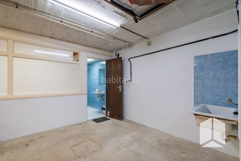 Foto 762f55e5-0eb8-40e7-a5db-2667806143c8. Casa amb aparcament piscina a Montmar Castelldefels