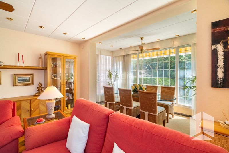 Foto 92c5d2db-7a36-4c31-9fc9-4de3d10fb98f. Casa amb aparcament piscina a Montmar Castelldefels