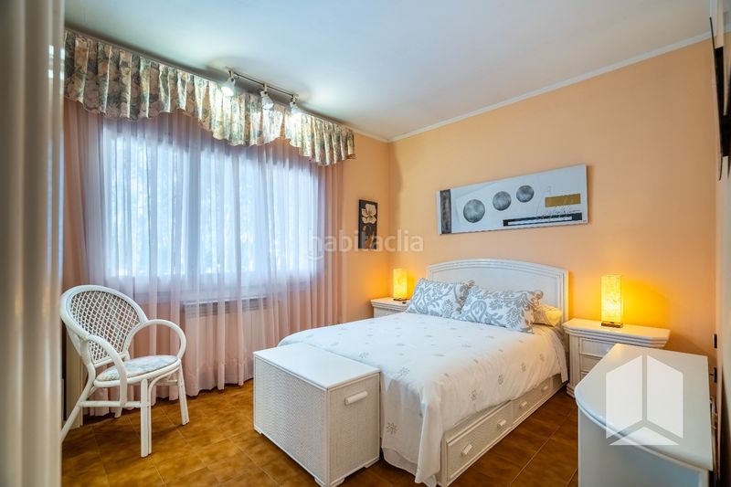 Foto ad33c303-b1ee-4ad3-bdfe-81e4feec720b. Casa amb aparcament piscina a Montmar Castelldefels