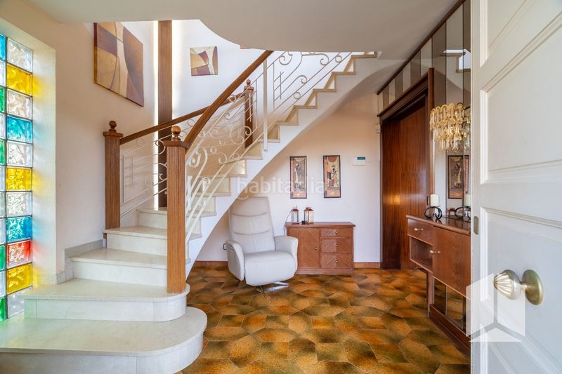 Foto bdb8d4c8-4a80-48f9-b751-afb802e1a259. Casa amb aparcament piscina a Montmar Castelldefels