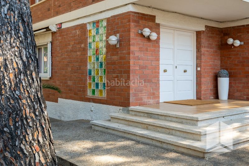 Foto ea2bb49e-9e84-4598-9bda-a6db47150ba9. Casa amb aparcament piscina a Montmar Castelldefels