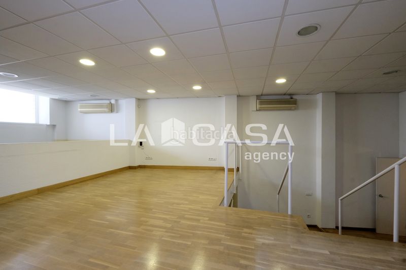 Foto 563a3291-3048-4fca-947c-77881af82389. Local comercial a Porta Barcelona