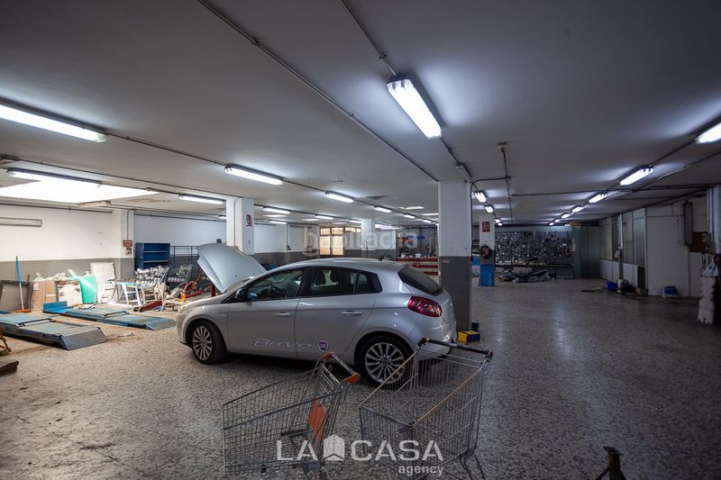 Foto 3bf4dc0e-06ed-4b9d-9bd6-be68192a812e. Local comercial a Castell-Poble Vell Castelldefels