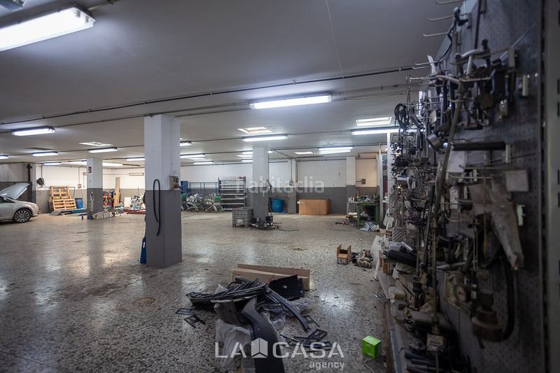 Foto 4d4e2392-0175-4b92-8391-5d0599d36605. Local comercial a Castell-Poble Vell Castelldefels