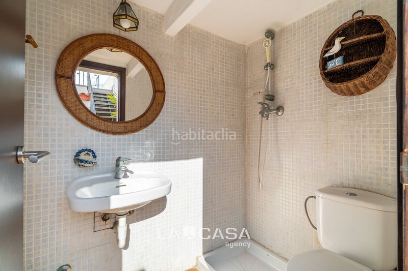 Foto be7fef6a-6e38-4eeb-b8b9-e7f74e0ee47d. Casa amb calefacció aparcament piscina a Lluminetes Castelldefels