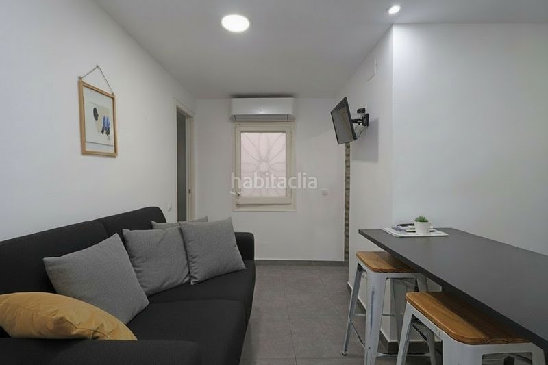 Foto 64dfb97b-085b-4337-bae8-a4d7dba6d4a6. Pis a Porta Barcelona