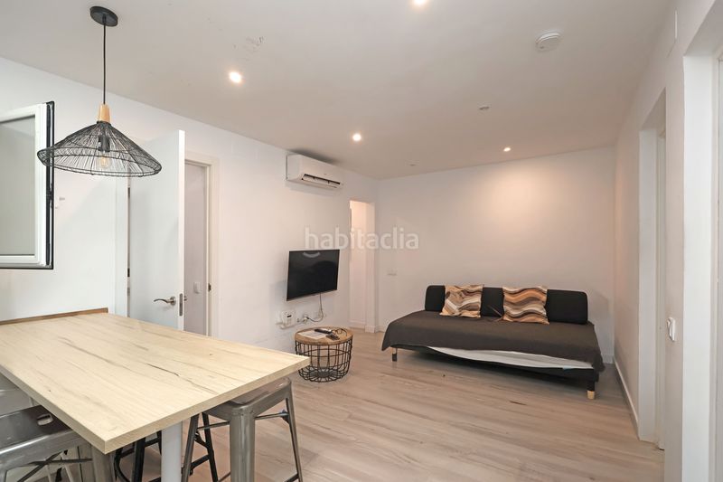 Foto d16fb3ad-7f31-41f0-985a-9d6e42de0fe3. Pis a Porta Barcelona