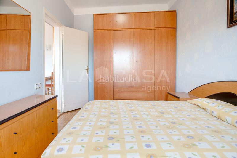 Foto ae4567f9-779f-4ed0-8676-92a85cb35b12. Pis a Provençals del Poblenou Barcelona