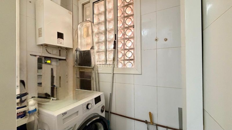 Foto 2d7bce9d-34c4-40ec-9555-5e608e9bd28b. Pis amb calefacció a Can Vidalet Esplugues de Llobregat