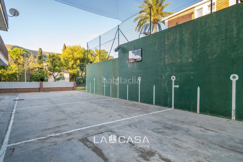 Foto 49cb932f-74ee-4596-aea0-8f97f89b7f0c. Àtic amb aparcament piscina a Baixador Castelldefels