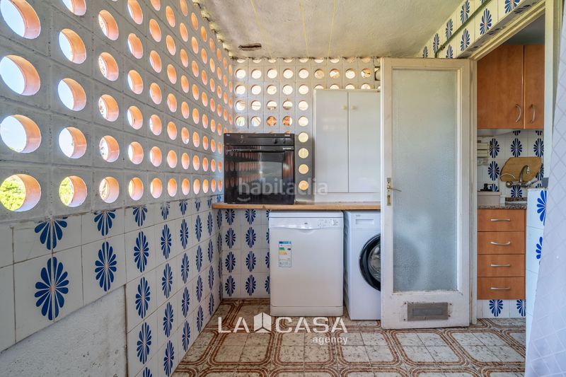 Foto 6c91c5eb-98ba-4427-96f3-54c1313a6f7a. Àtic amb aparcament piscina a Baixador Castelldefels