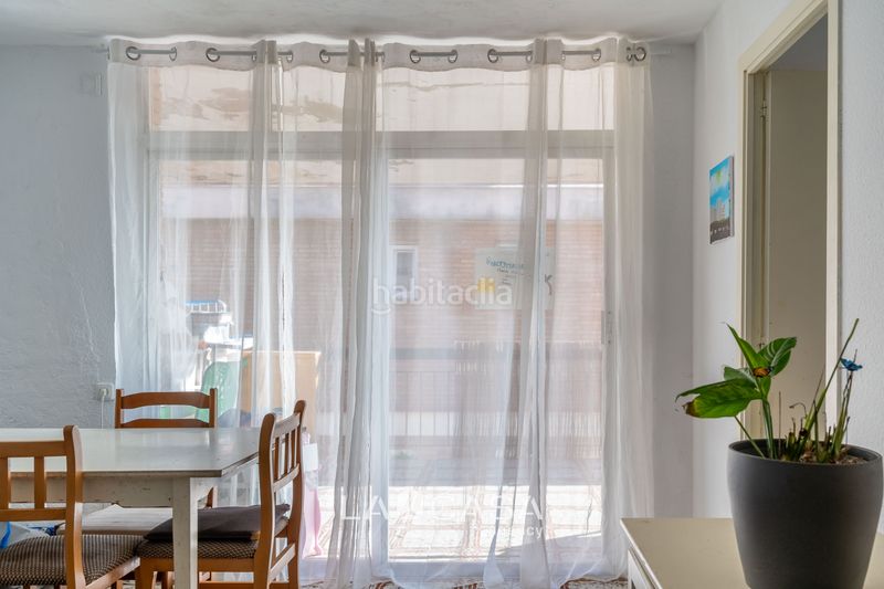 Foto 9b901939-06df-483e-8430-ab4c8937e6e9. Àtic amb aparcament piscina a Baixador Castelldefels