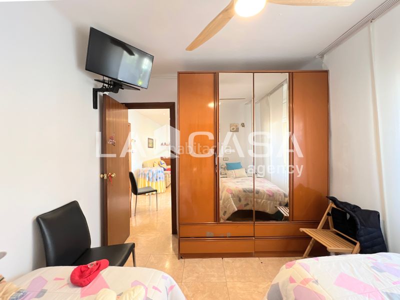 Foto 4df6cf29-7d11-499e-961b-618504afc4dc. Àtic amb calefacció a Prosperitat Barcelona