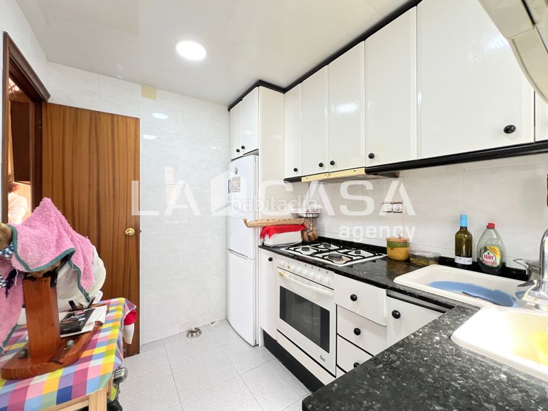 Foto cb5ee20d-999e-484d-aad4-80565076a809. Àtic amb calefacció a Prosperitat Barcelona