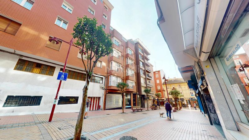 Foto 062303d2-b09e-4b94-8f61-cd7162aaf347. Dúplex amb calefacció a Centro Barakaldo