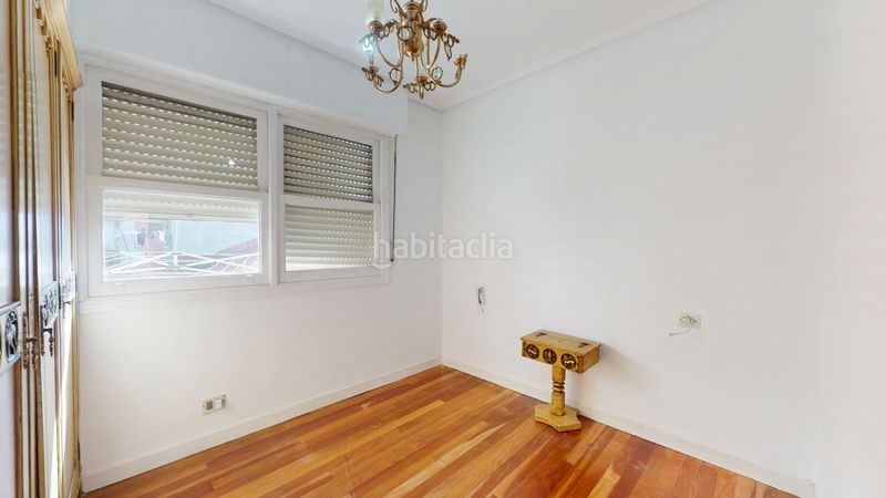 Foto 279e04cd-9730-4ba5-9319-2687f2555b2d. Dúplex amb calefacció a Centro Barakaldo