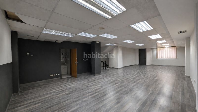 Foto 37533489-433e-476a-bd2f-acc61e710b05. Dúplex a La Gavarra Cornellà de Llobregat