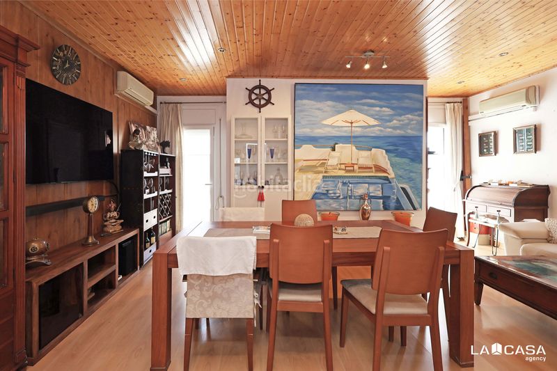 Foto 91984f73-e391-4c12-82b4-f365694b0413. Dúplex amb calefacció a Can Clota Esplugues de Llobregat