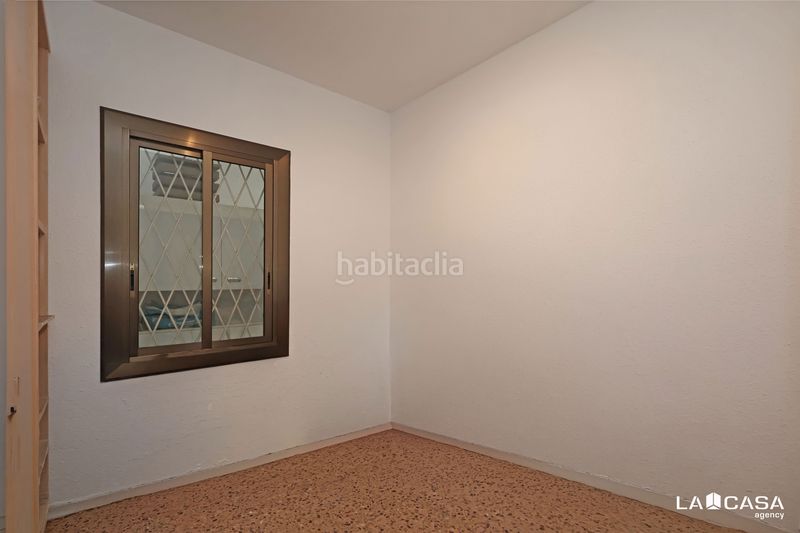 Foto 16799594-3944-4831-ba7f-3cd69d9e0465. Pis a La Bordeta Barcelona