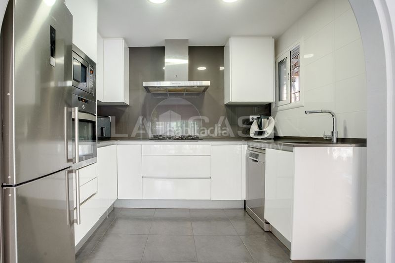 Foto b1b6c643-537a-4bae-9809-1b8cd2fe6795. Chalet en Cabrils