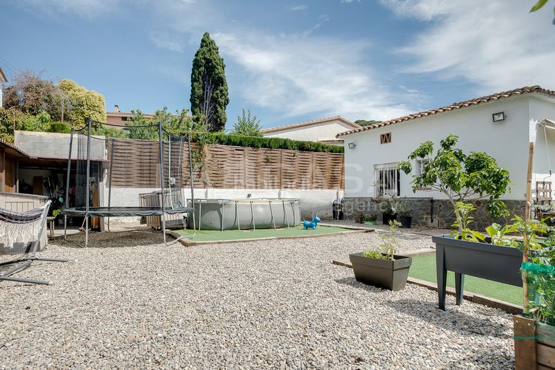 Foto bcbff924-b6a6-4da9-a631-29dce044157f. Chalet en Cabrils