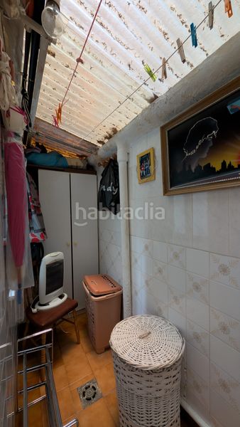 Foto 5a96d8b1-5cd5-4f78-8f40-1737d5b5430b. Planta baixa a La Gavarra Cornellà de Llobregat