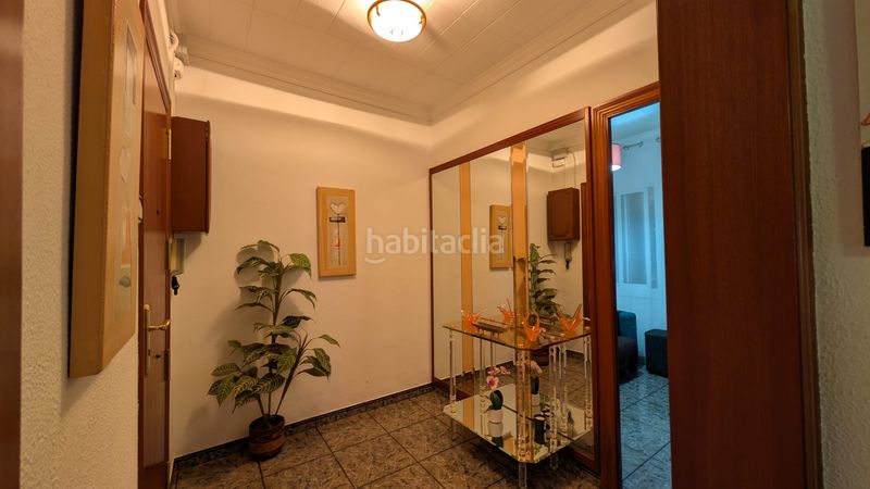 Foto d420a50d-3792-4499-8712-116e44939654. Planta baixa a La Gavarra Cornellà de Llobregat