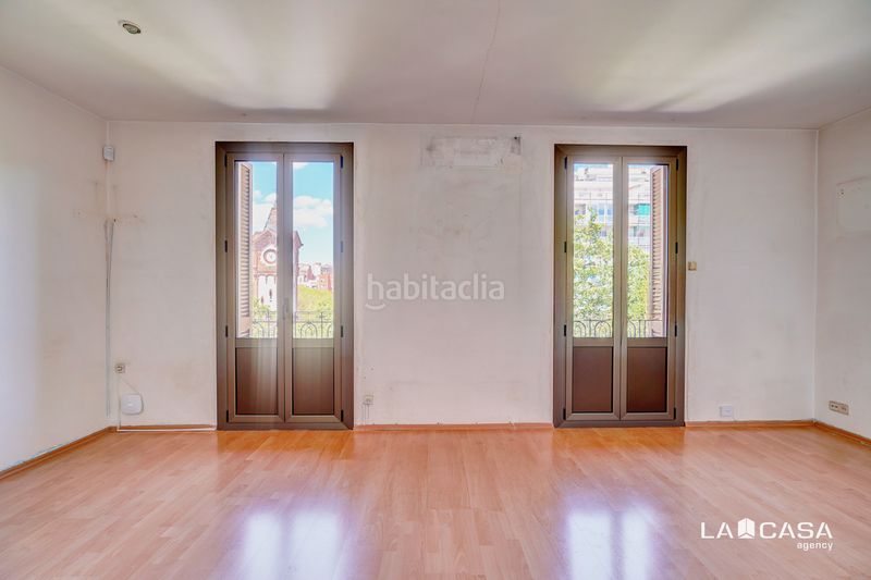 Foto 0733b005-4a6e-4967-bccd-e80a2c042a19. Pis a Font de la Guatlla Barcelona