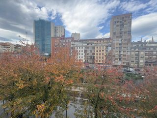 Flat  Fleming doktorearen plaza