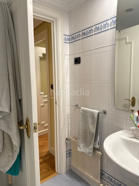Foto b9a308fe-2c36-4e38-b15a-4e1536058d8c. Piso en Basurtu Bilbao