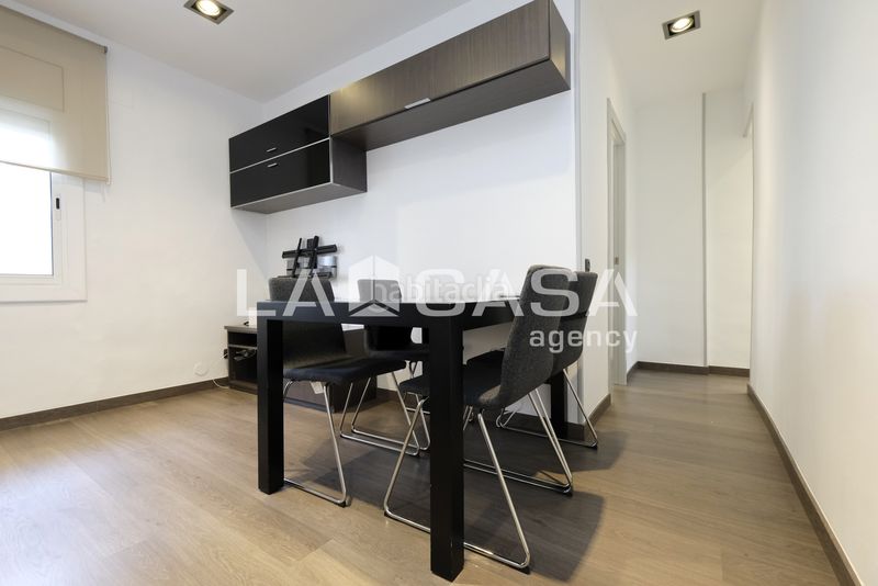Foto a7ffed74-64a5-4937-a405-fa776d4f4d70. Pis a Vilapicina - Torre Llobeta Barcelona