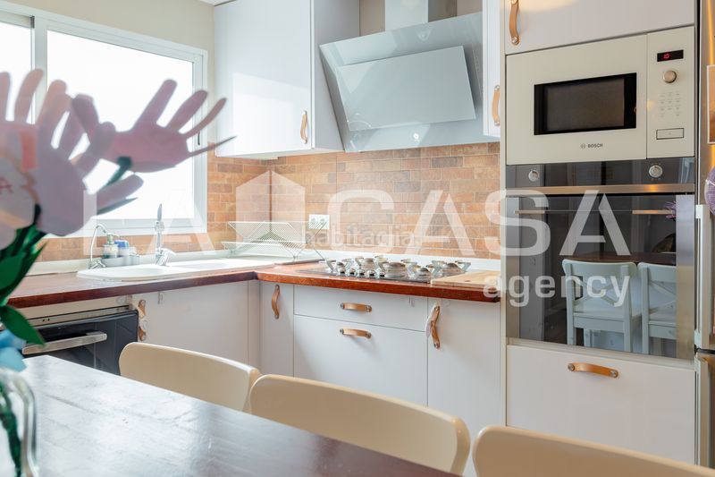 Foto ee5c028b-4779-4421-9ea0-cb688e00fc6e. Pis amb calefacció a Barrio de Patraix Valencia