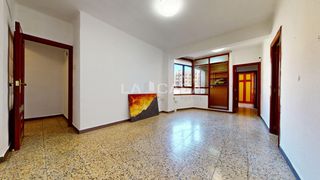Pis  Carrer de rodrigo de pertegás