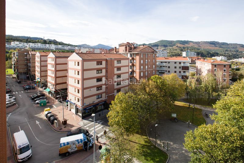 Foto e696d26e-4a5f-4274-b9d9-74b543a1cbd7. Pis a Cruces Barakaldo